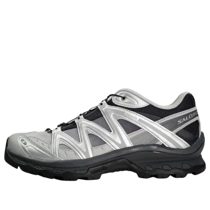 XT-QUEST “Black Silver Asphalt”