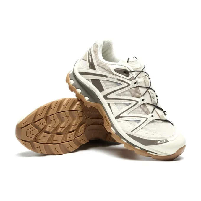 XT-QUEST hardloopschoenen “Tan”